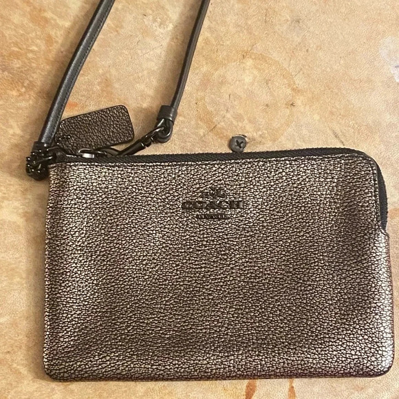Coach Leather Wristlet - Picture 7 of 8